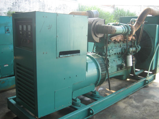 南沙租赁发电机- 发电机碳刷磨损的原因是什么