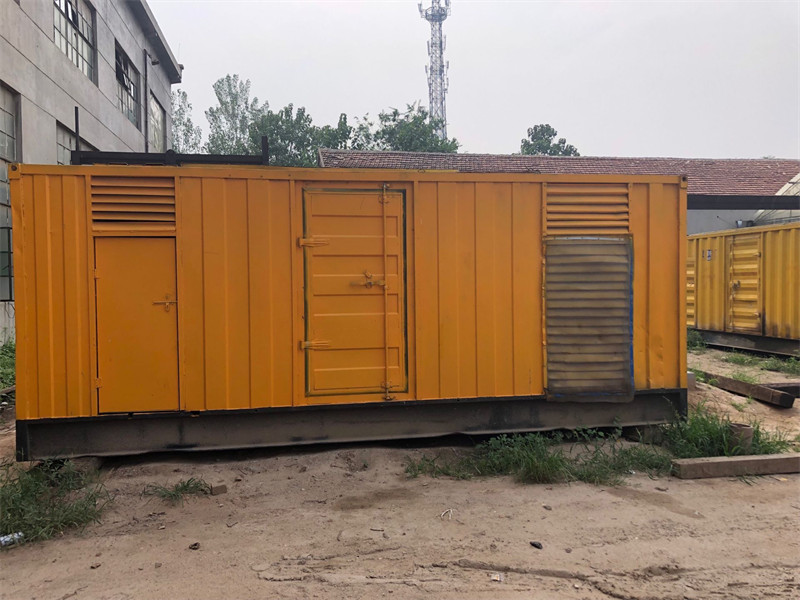 南沙柴油发电机如何判断新机油是否已经完全充满机油滤清器？