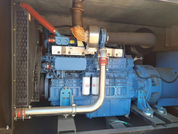 南沙柴油发电机组一般有几种电压输出？