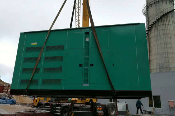 南沙柴油发电机组的保养周期？