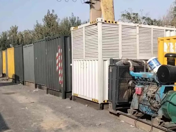 南沙200KW柴油发电机机组每小时油耗是多少？